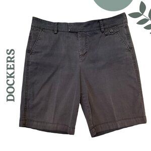 Dockers Black Mid Rise Curvy Fit Shorts | Chino | Size 10
